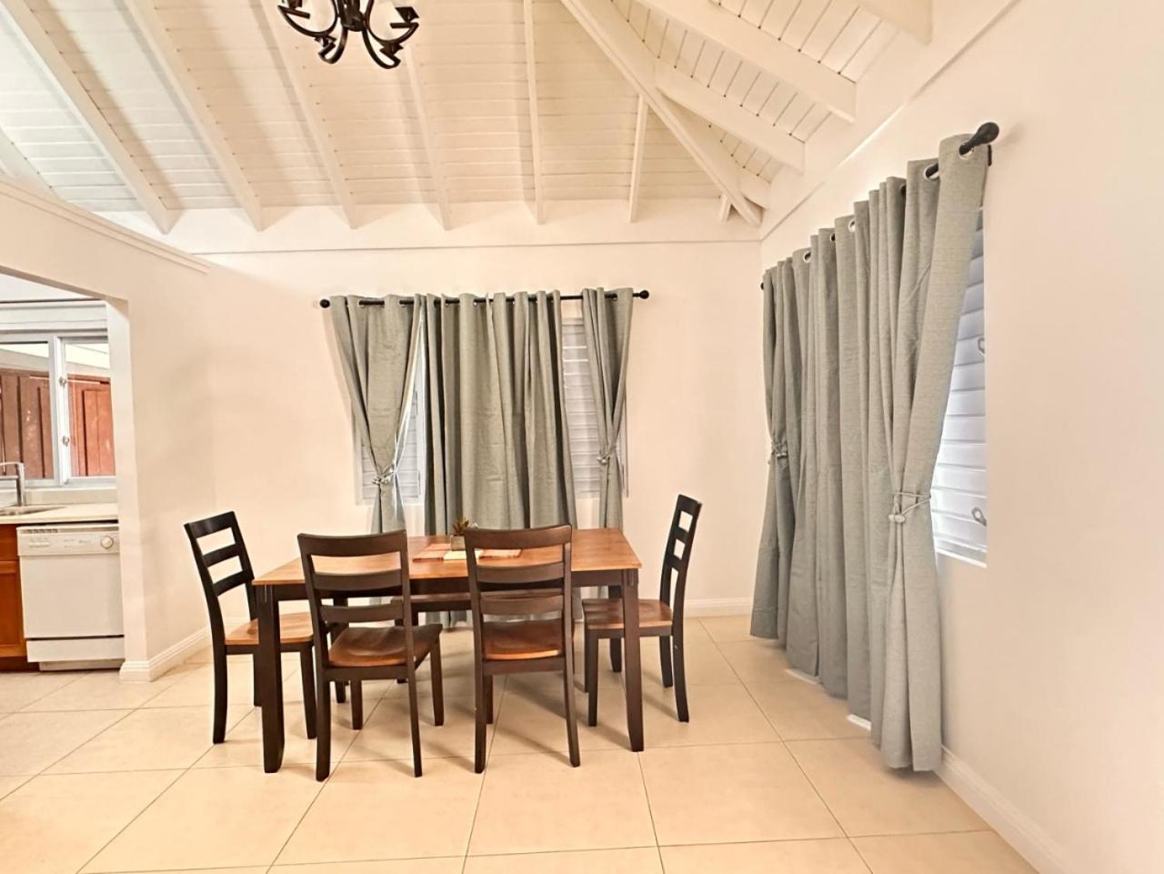 Jamnick Vacation Rentals - Richmond, St Ann, Jamaica Ocho Rios Room photo